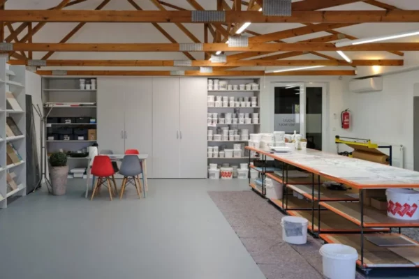 Školiaca miestnosť pre workshopy v Paskove