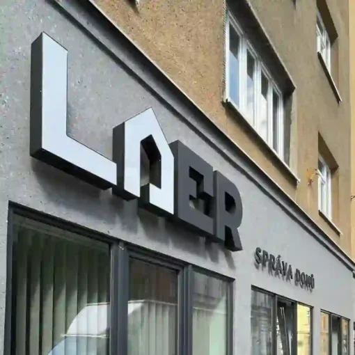 Dekorativna soklova omietka se sludou